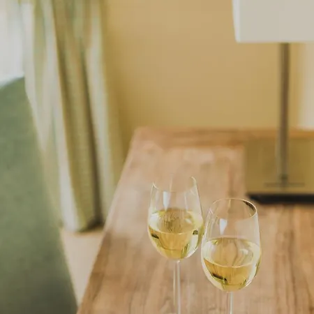 Weingut Hees - Landgasthof Zum Jaeger Aus Kurpfalz Hotel 3*